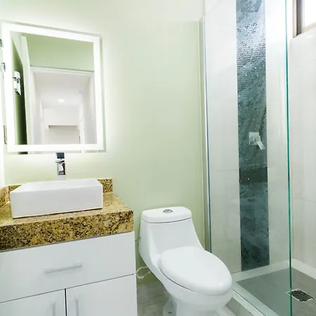 Palmarena Rooms & Residences - Long Stay Comfort With Parking, Sauna, Gym & Pool - Steps From 5Th Avenue Playa del Carmen Exterior foto